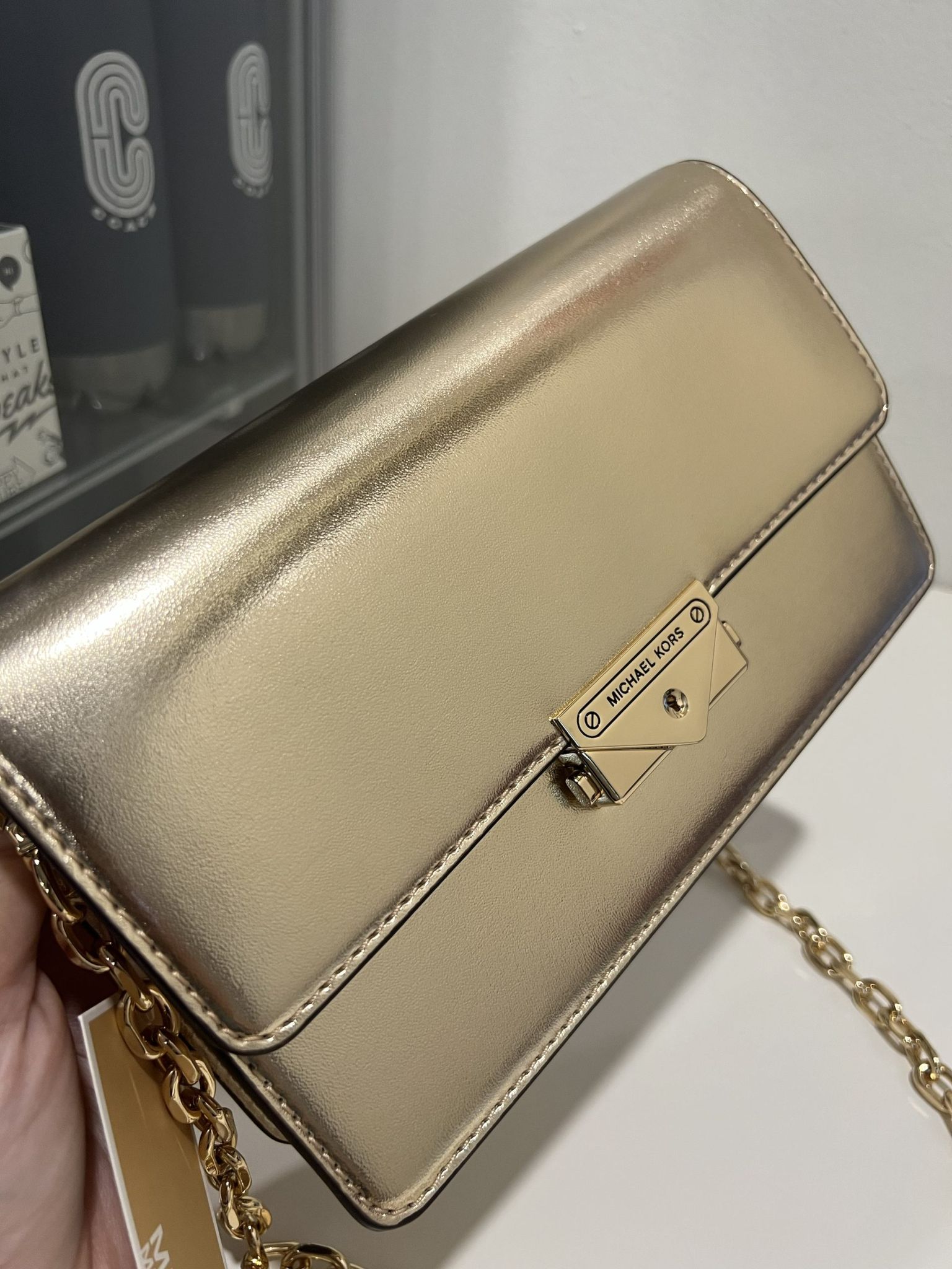 BOLSO MICHAEL KORS DORADO CECE - Imagen 2